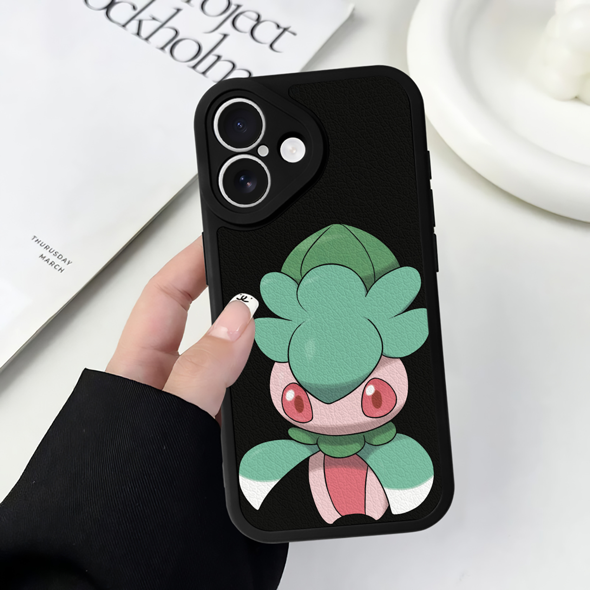 （画像用） ポケットモンスター Pokémon 【iPhone 16シリーズ対応】シリコンスマホケース（レザー調） 材質：シリコン
